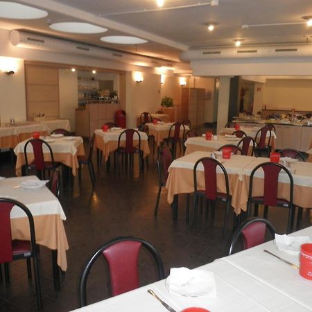 Hotel Selide ديسْيو المظهر الخارجي الصورة