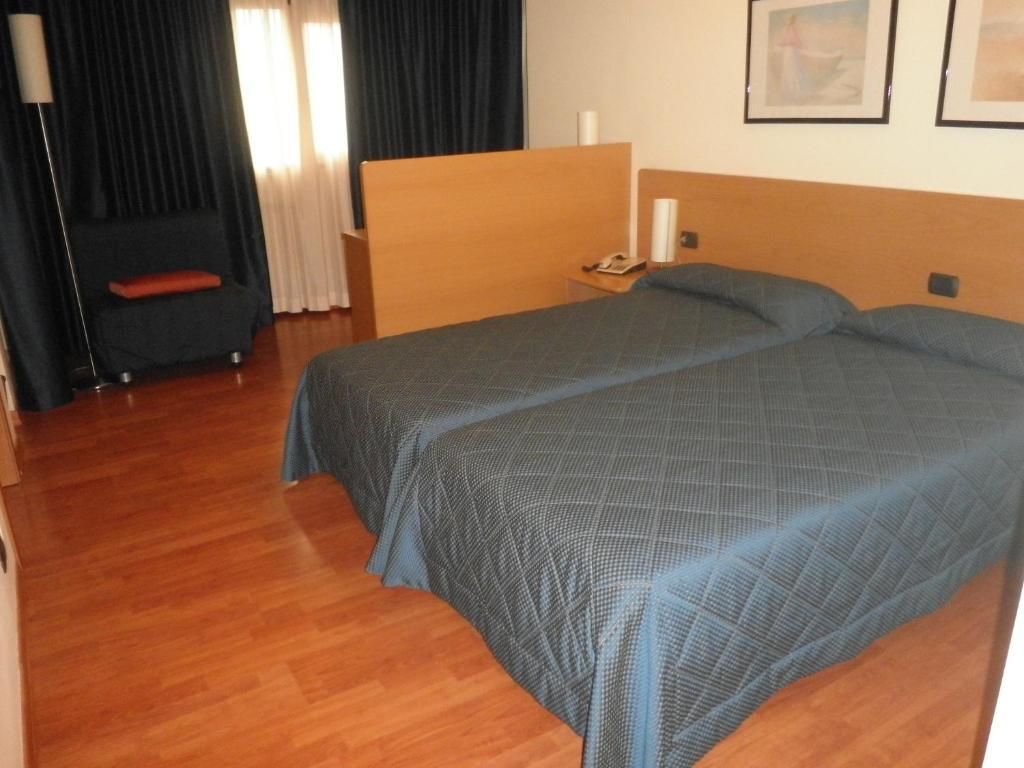 Hotel Selide ديسْيو الغرفة الصورة