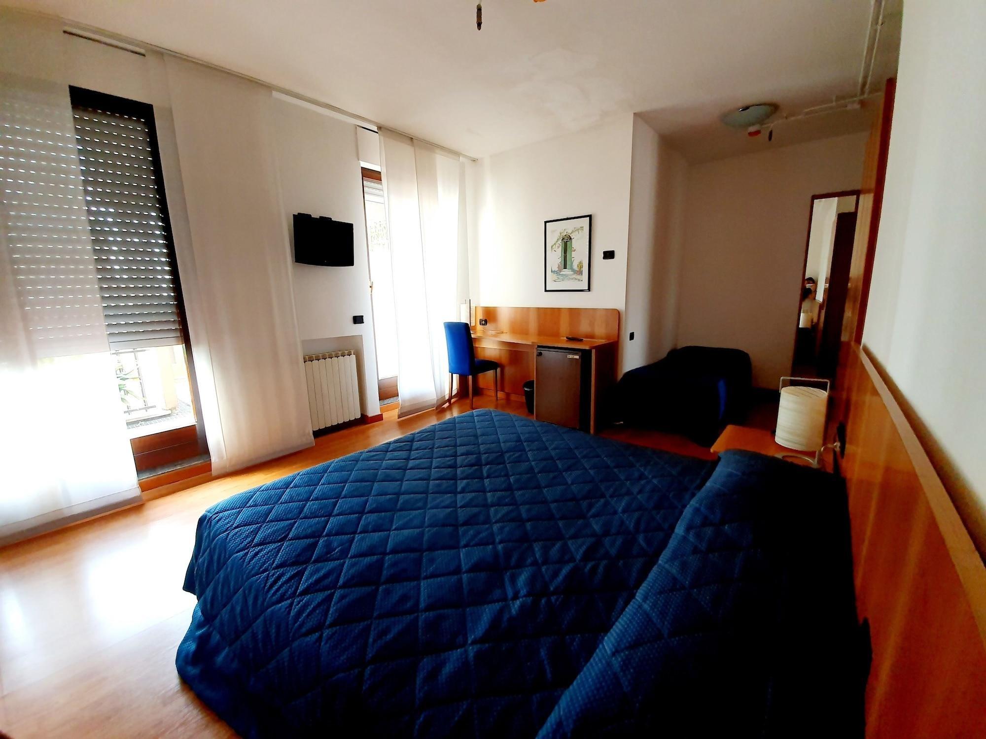 Hotel Selide ديسْيو المظهر الخارجي الصورة