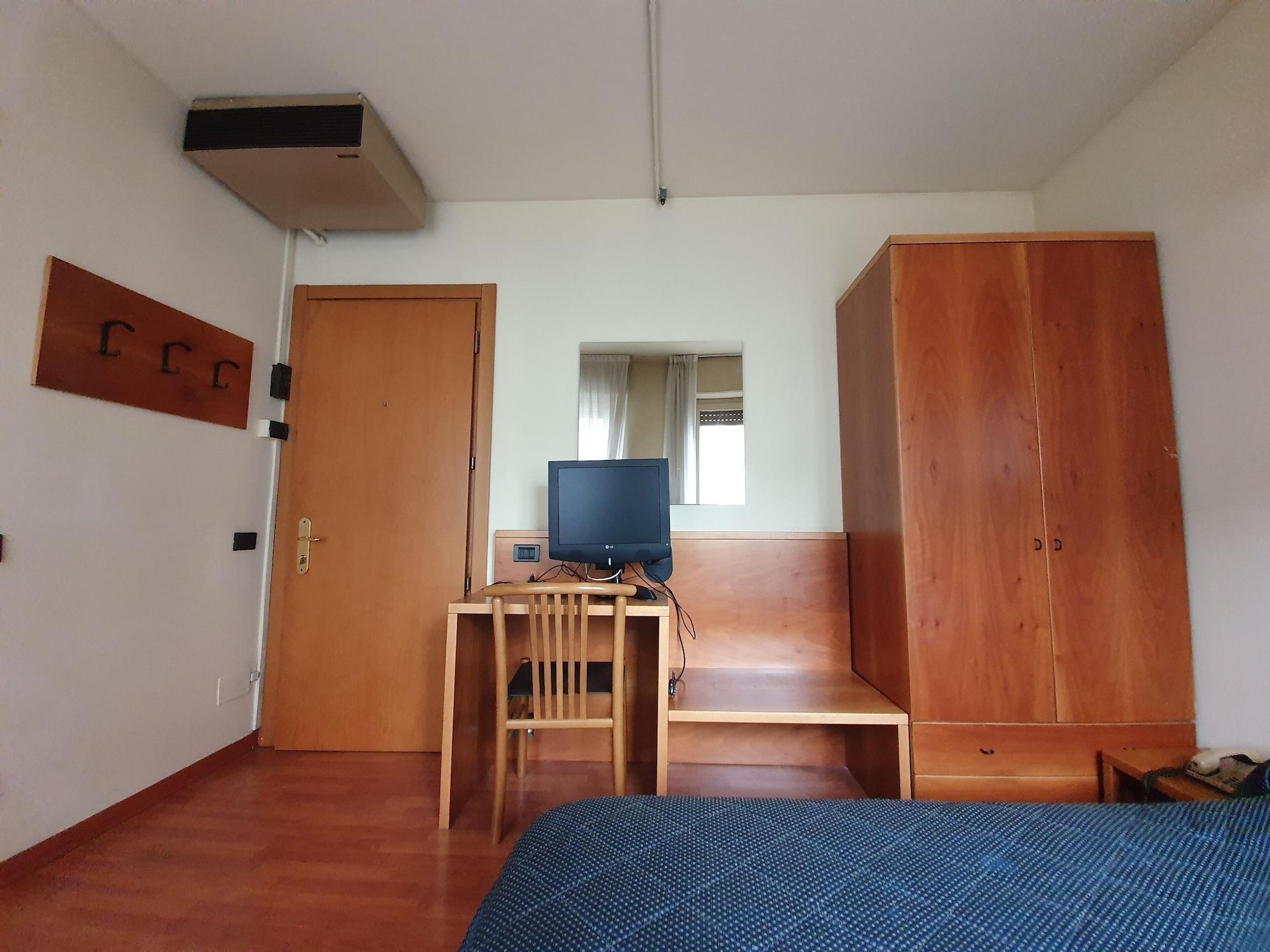 Hotel Selide ديسْيو المظهر الخارجي الصورة