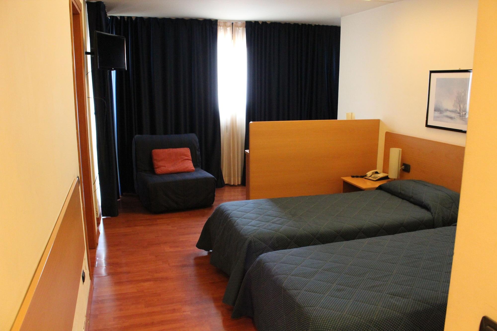 Hotel Selide ديسْيو المظهر الخارجي الصورة