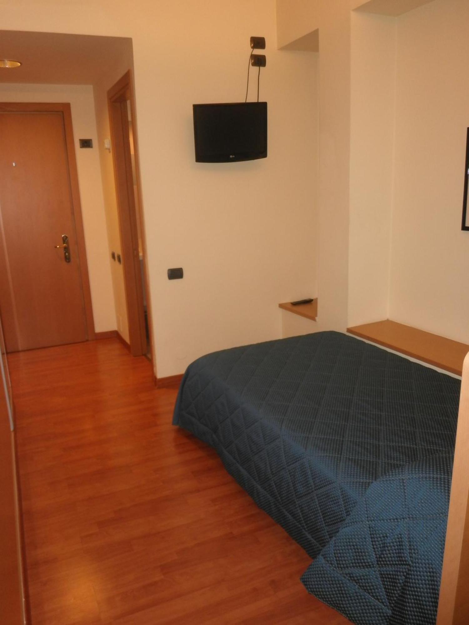 Hotel Selide ديسْيو المظهر الخارجي الصورة